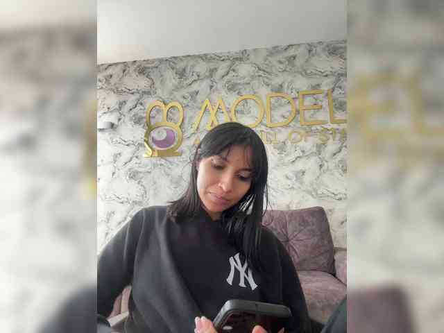 ChloeMontes webcam