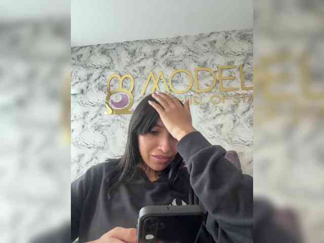 ChloeMontes webcam