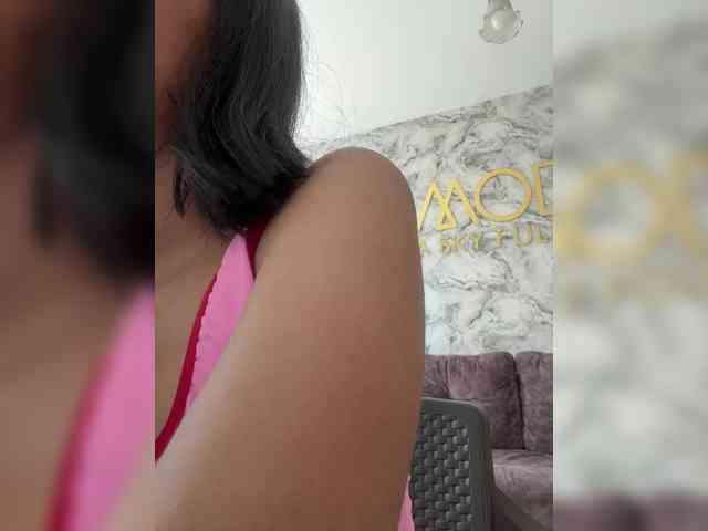 ChloeMontes webcam