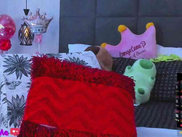 ChloeMontes webcam