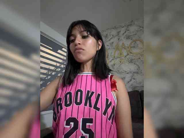 ChloeMontes webcam
