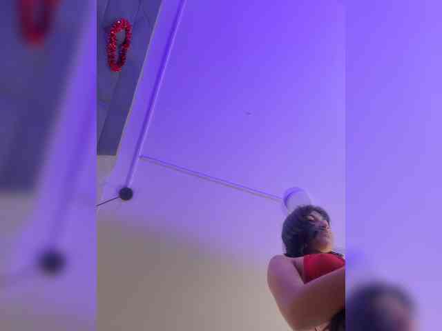 ChloeMontes webcam