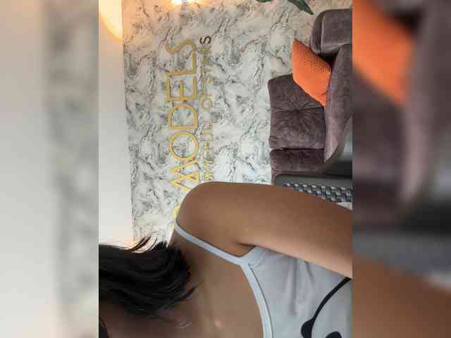 ChloeMontes webcam