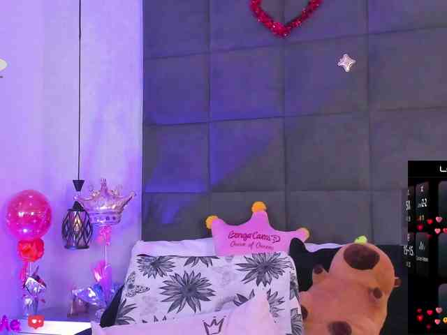 ChloeMontes webcam