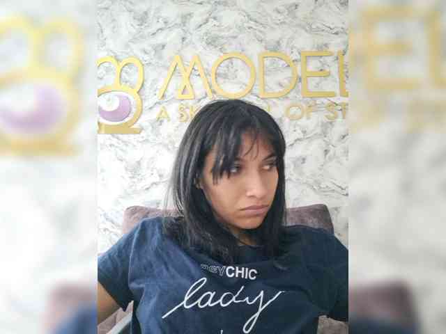 ChloeMontes webcam