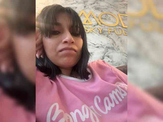 ChloeMontes webcam