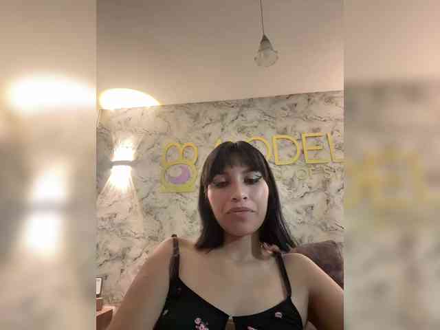 ChloeMontes webcam