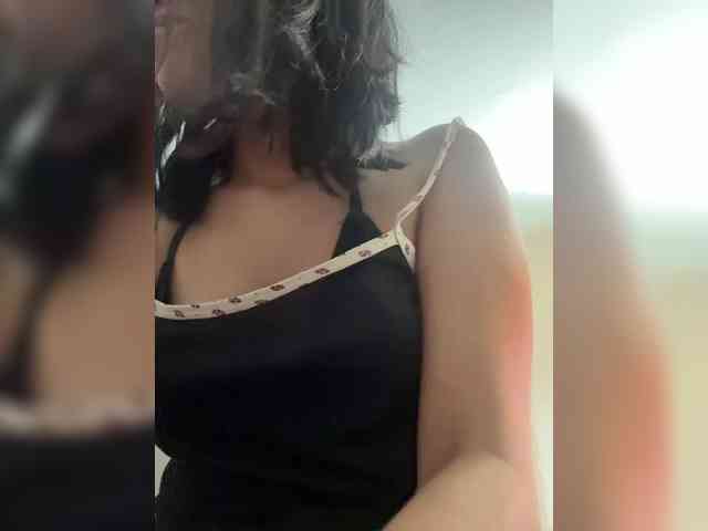 ChloeMontes webcam