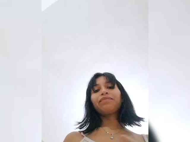 ChloeMontes webcam