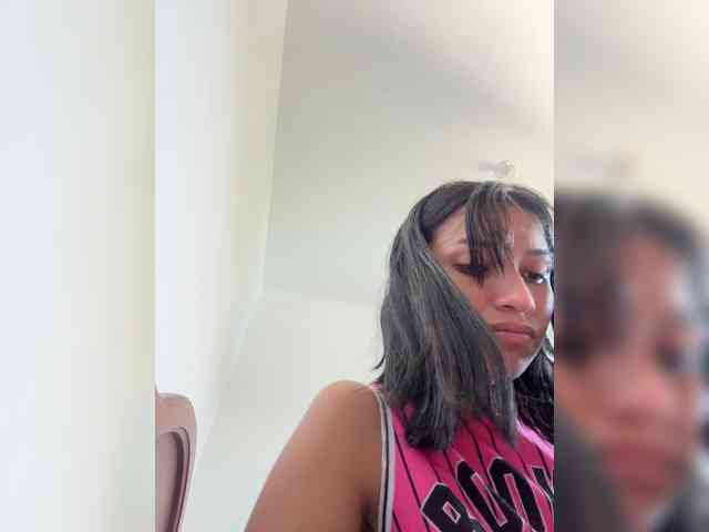 ChloeMontes webcam