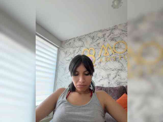 ChloeMontes webcam
