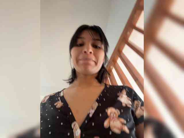 ChloeMontes webcam