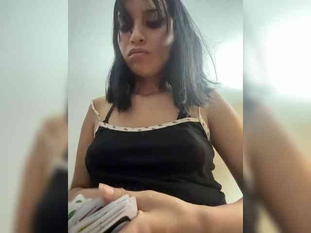 ChloeMontes webcam