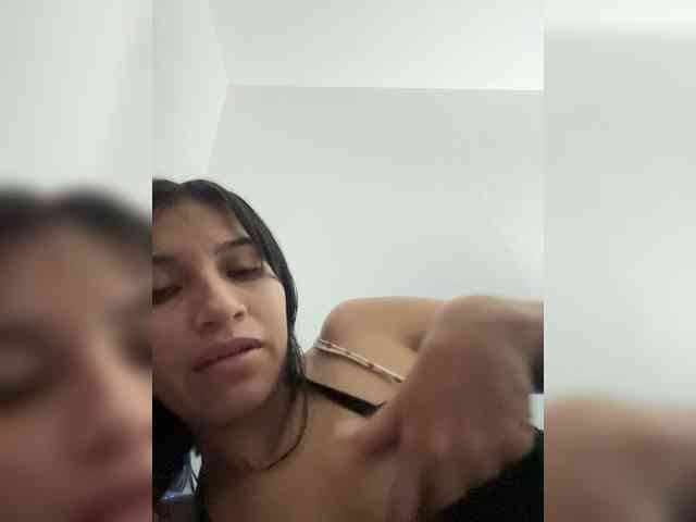 ChloeMontes webcam
