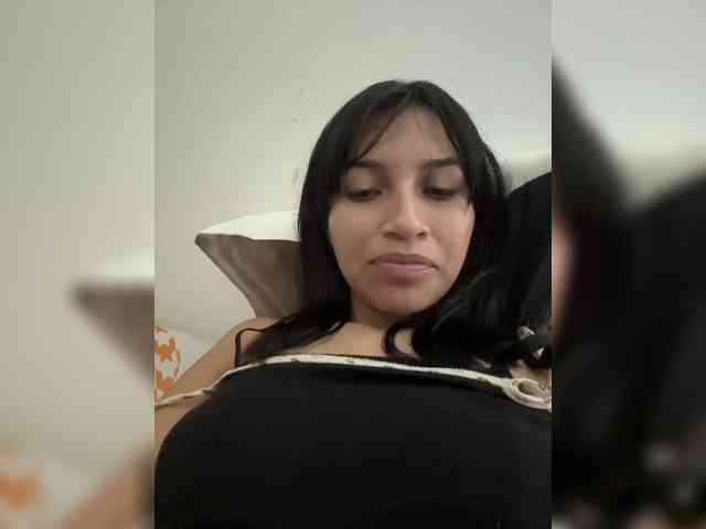 ChloeMontes webcam