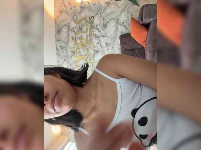 ChloeMontes webcam