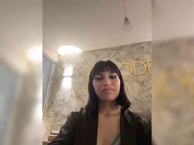 ChloeMontes webcam