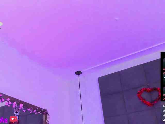 ChloeMontes webcam