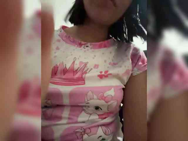 ChloeMontes webcam