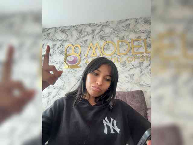 Modèle: ChloeMontes