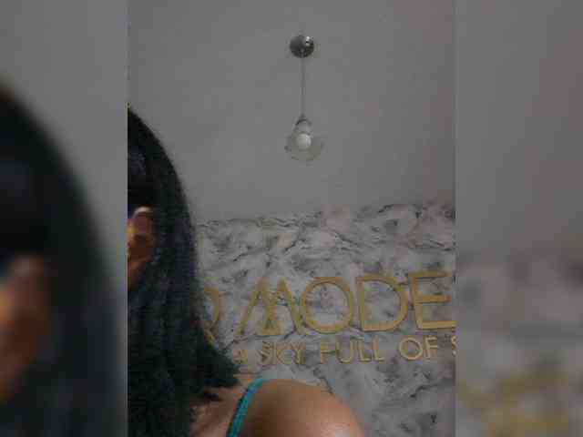 ChloeMontes webcam