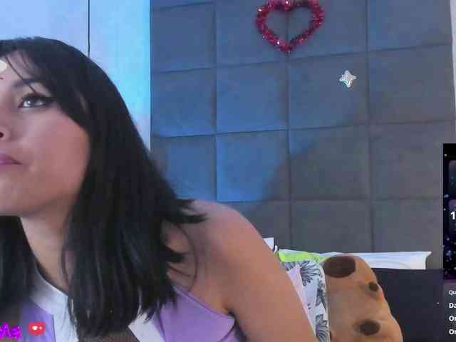 ChloeMontes webcam
