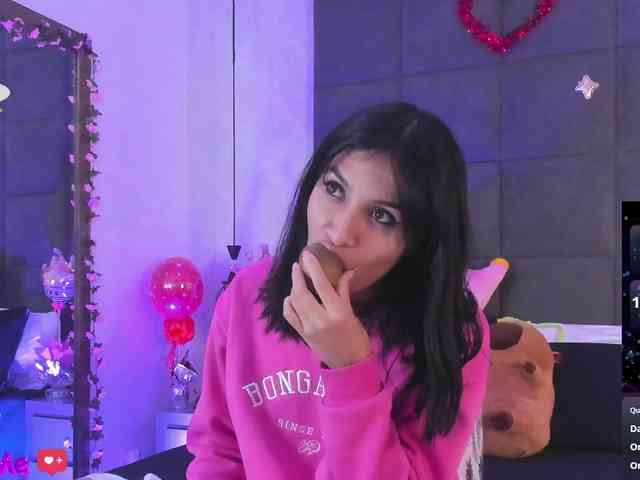 ChloeMontes webcam