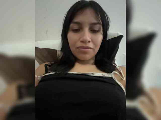 ChloeMontes webcam