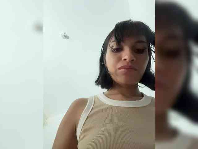 ChloeMontes webcam