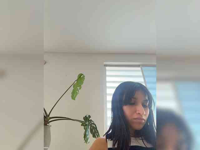 ChloeMontes webcam