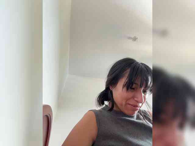 ChloeMontes webcam