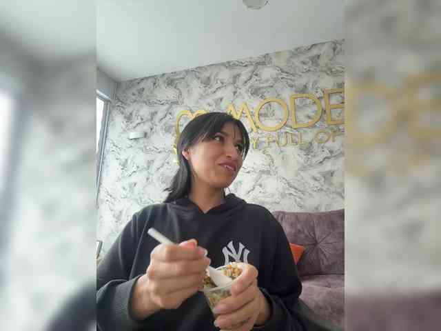 ChloeMontes webcam