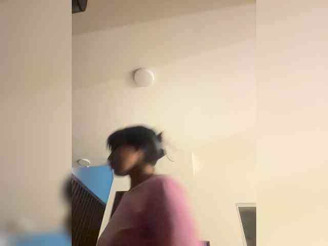 ChloeMontes webcam