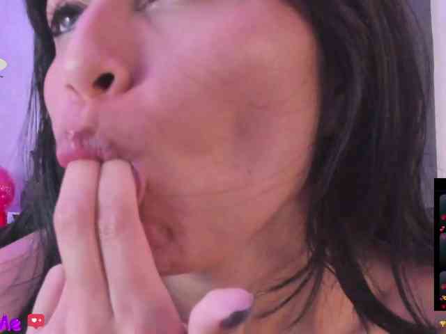 ChloeMontes webcam