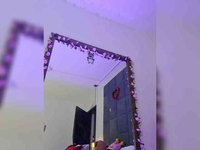 ChloeMontes webcam