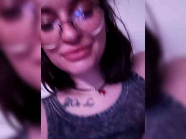 Модель: l0ve-l0ver