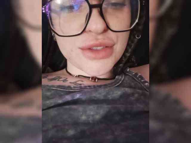 l0ve-l0ver webcam