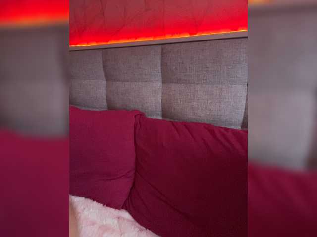 MiaLiaHot
