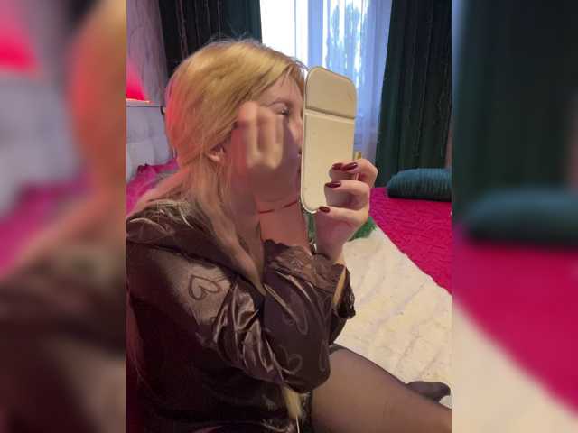 -Violetttttka- live cam preview
