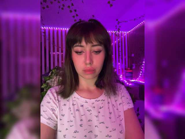 MiaLiaHot