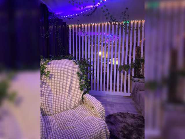 MiaLiaHot