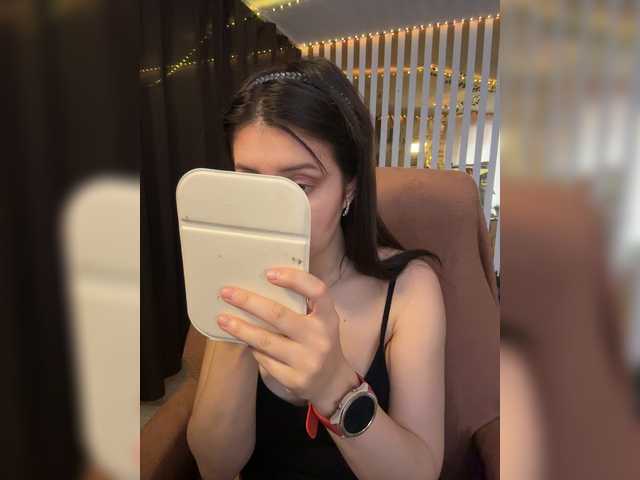  MiaLiaHot chat room