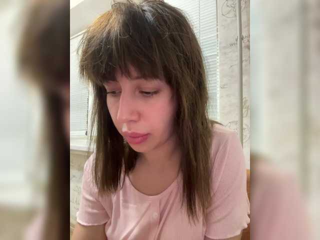 MiaLiaHot