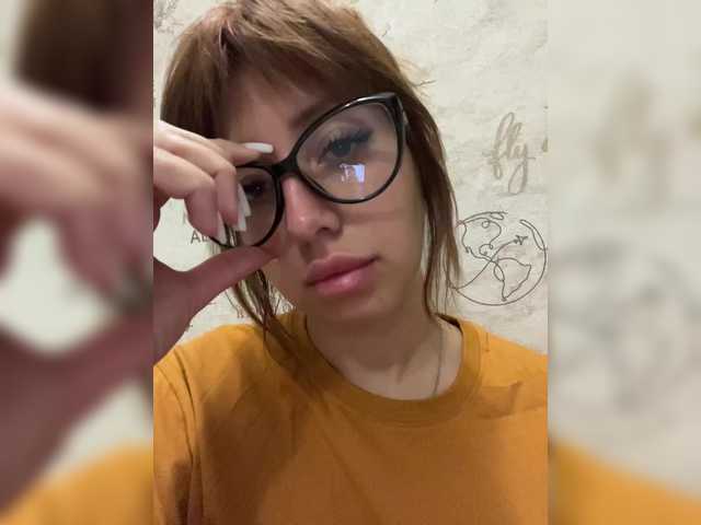 MiaLiaHot live cam on BongaCams