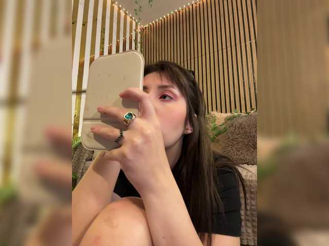 MiaLiaHot