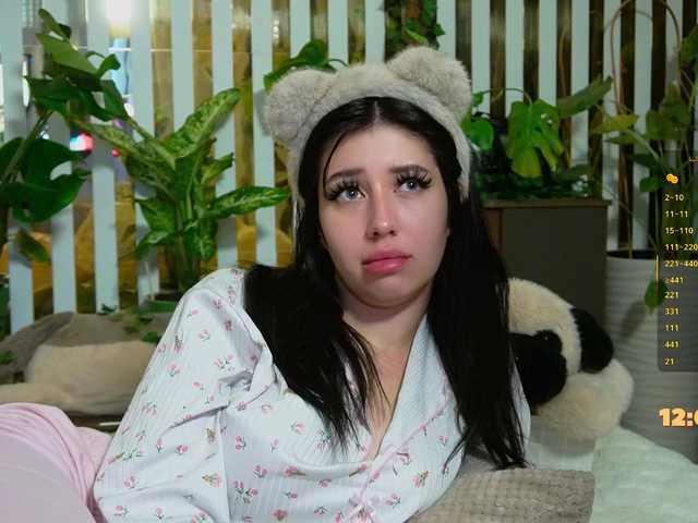 MiaLiaHot's BongaCams show and profile