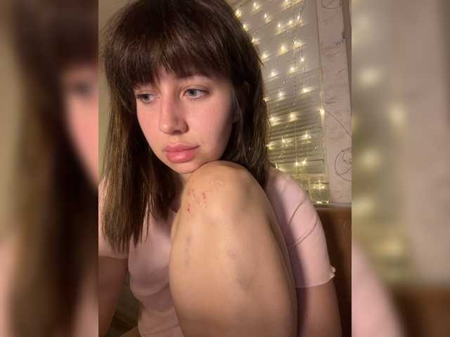 MiaLiaHot