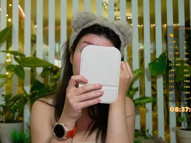 MiaLiaHot's BongaCams show and profile