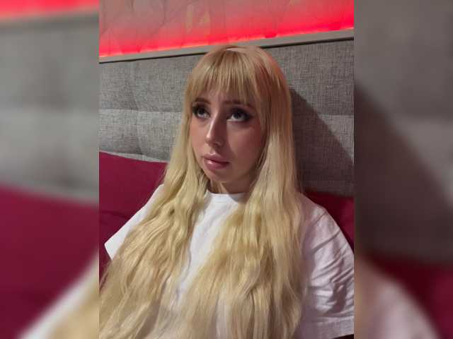 MiaLiaHot