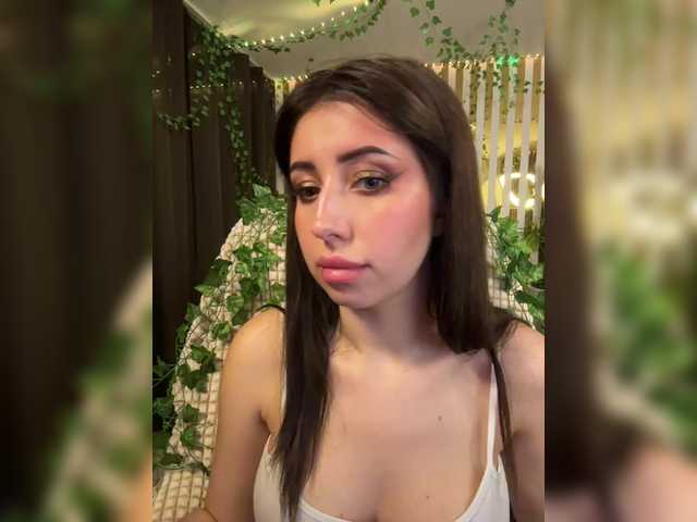 MiaLiaHot
